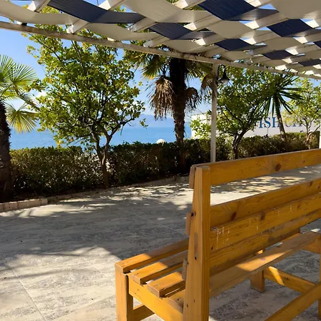 Anna - Pet Friendly Sarande